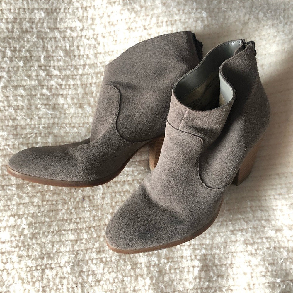 Tesori taupe suede ankle booties
